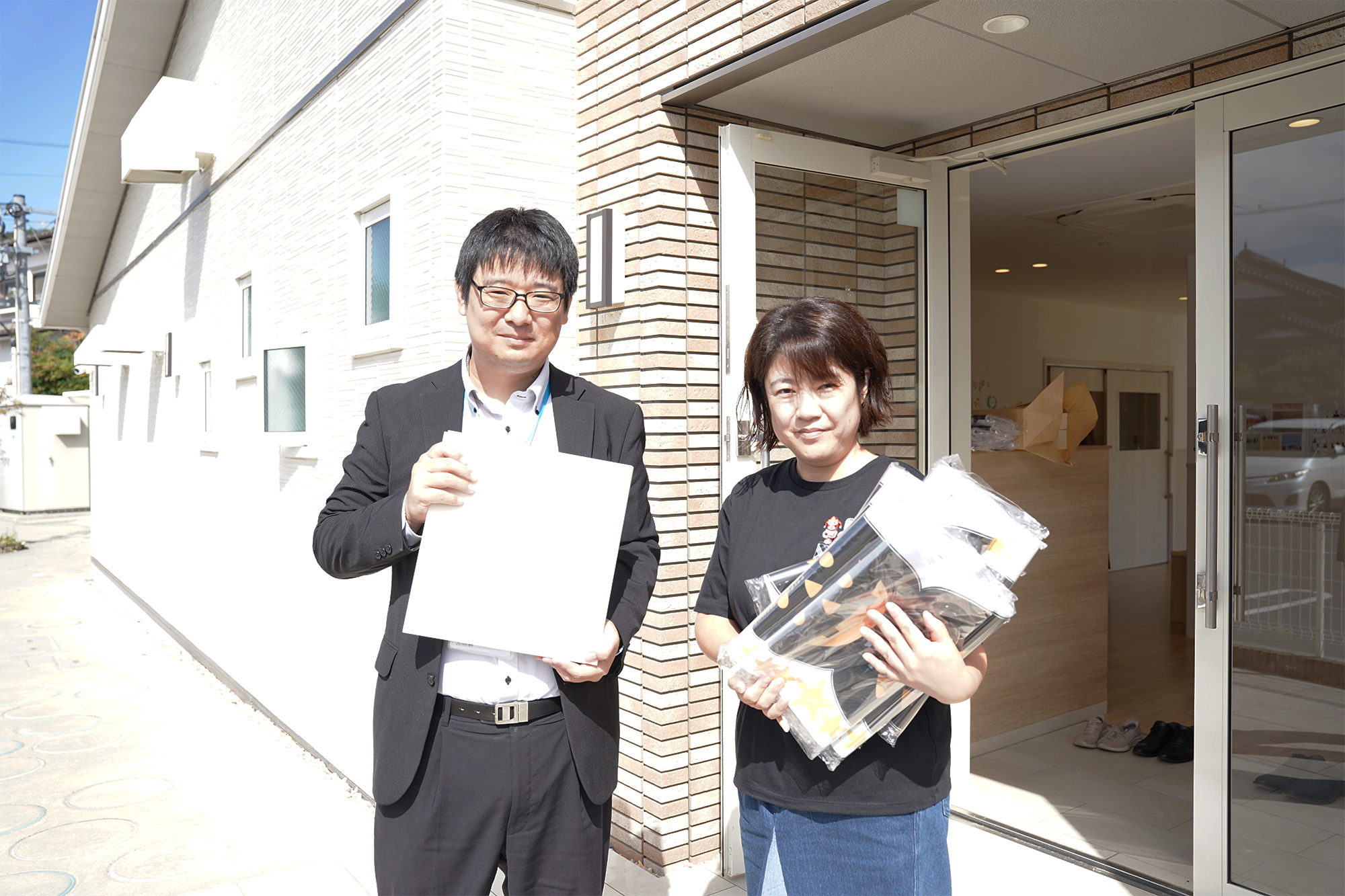 エコ画用紙帳寄贈 株式会社くうねあ